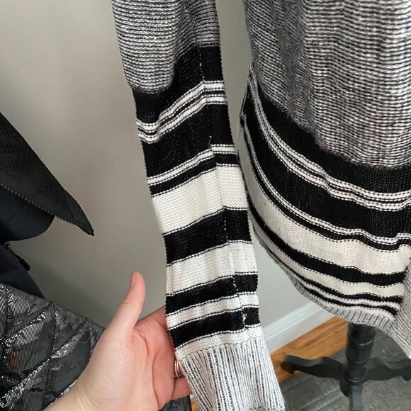 Olive & Oak cardigan - Picture 3 of 4